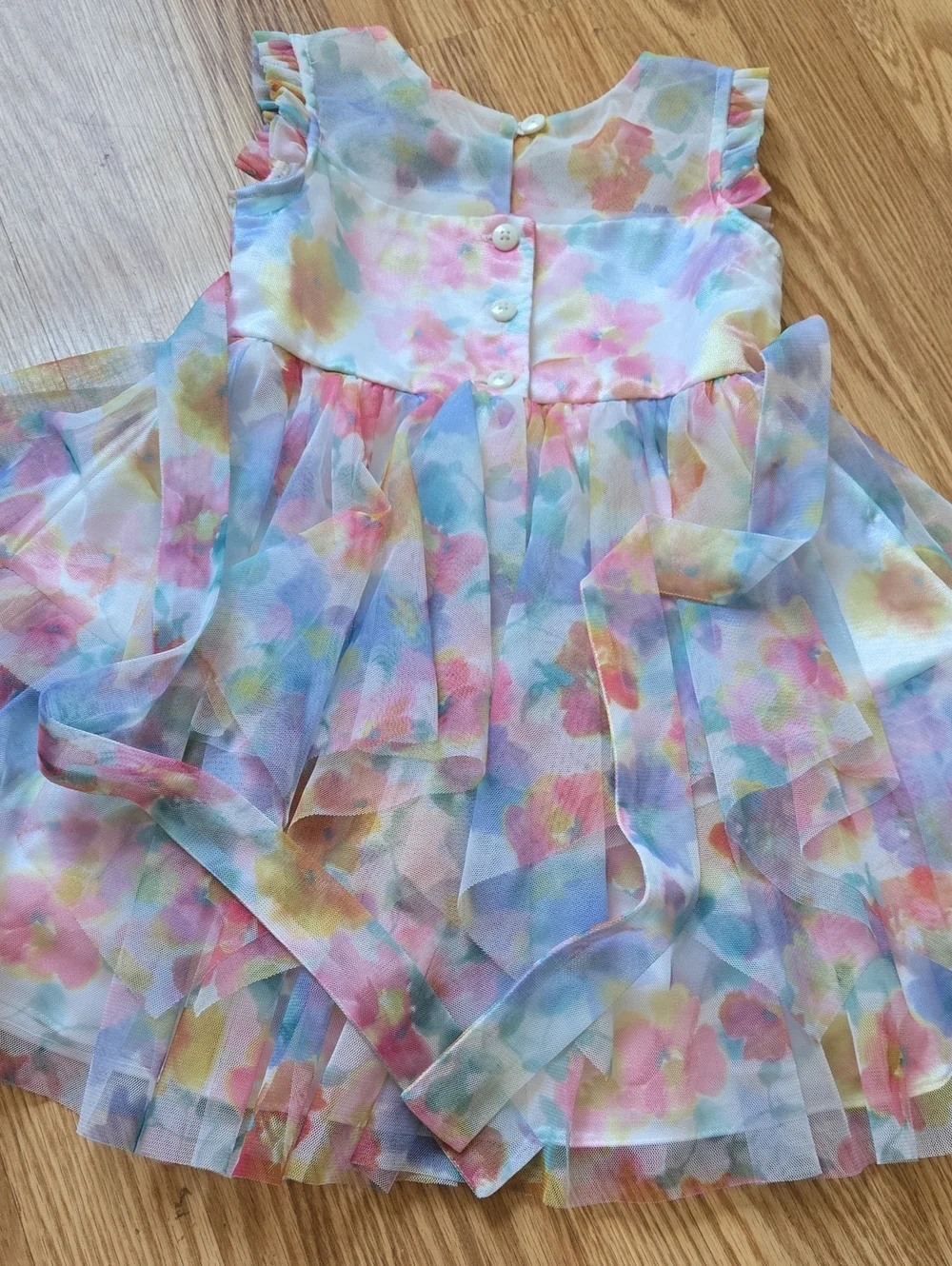 N/A sleeveless pastel